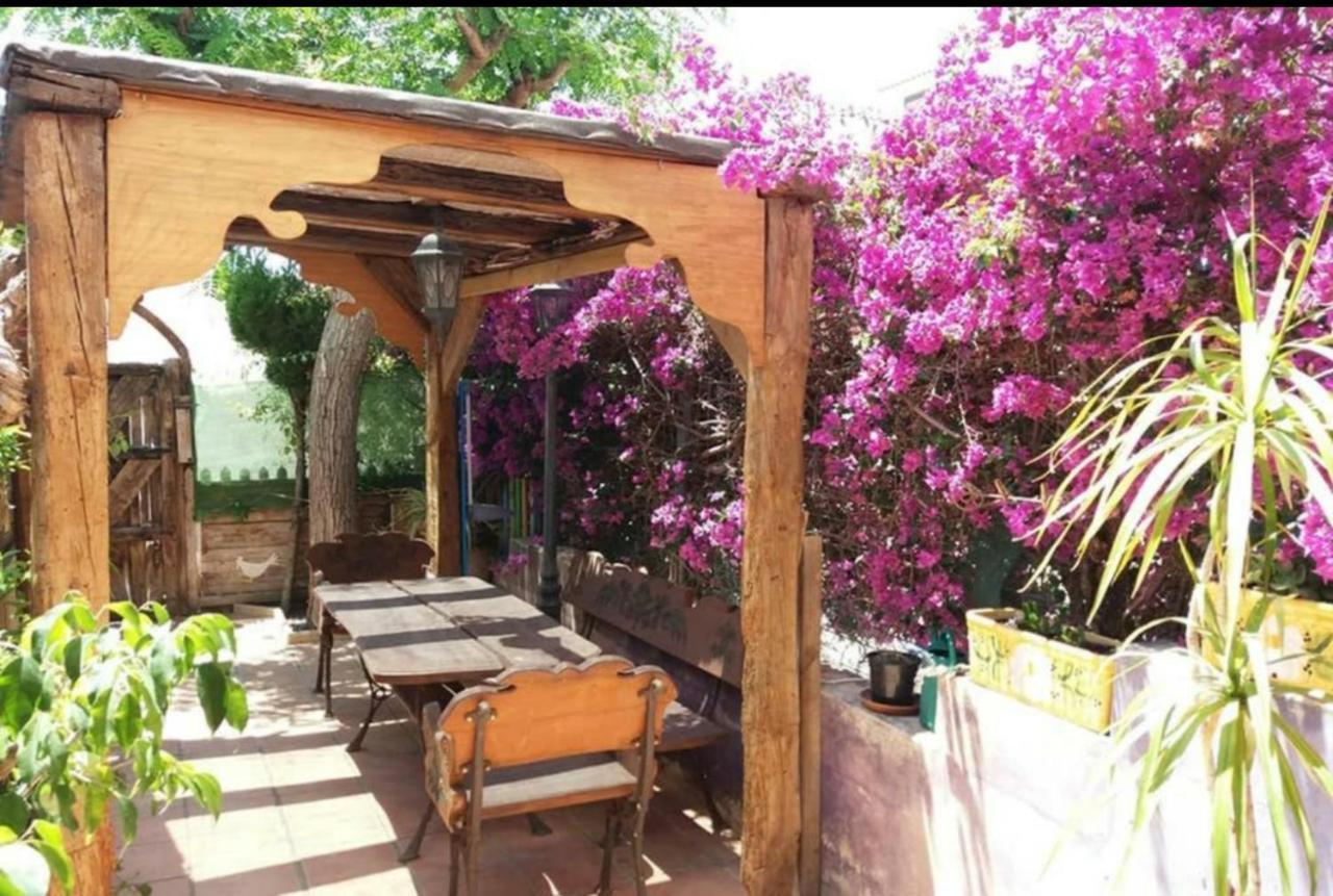 אל קאמפיו Bungalow Con Encanto, 100M2, A 800 M De La Playa מראה חיצוני תמונה