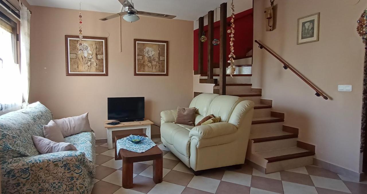אל קאמפיו Bungalow Con Encanto, 100M2, A 800 M De La Playa מראה חיצוני תמונה