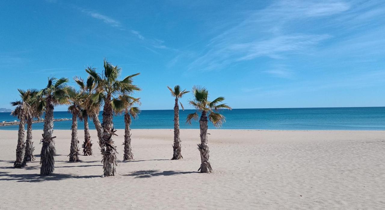 אל קאמפיו Bungalow Con Encanto, 100M2, A 800 M De La Playa מראה חיצוני תמונה